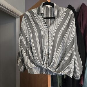 Blu Pepper Gray Striped Button Down Shirt
